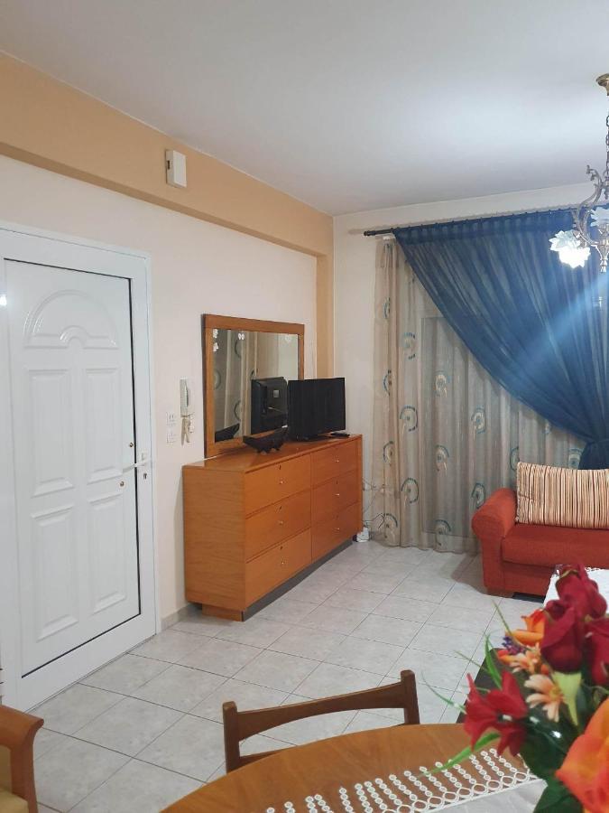 Elle Apartment By Alp Hospitality Services Nea Kallikrateia Екстер'єр фото