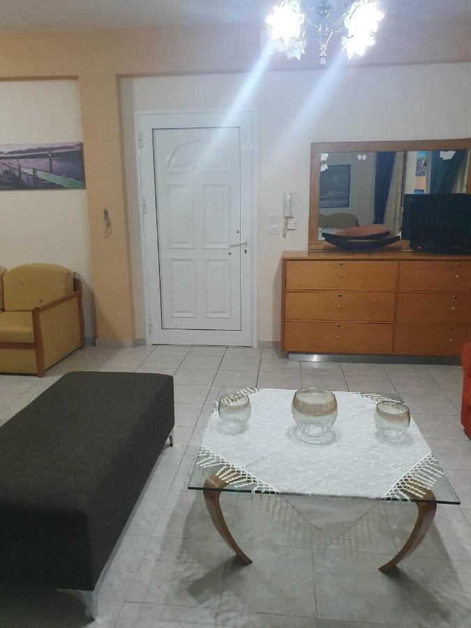 Elle Apartment By Alp Hospitality Services Nea Kallikrateia Екстер'єр фото